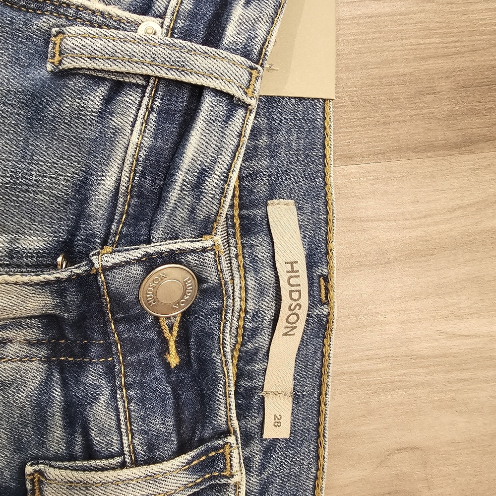 Hudson Barbara Baby bootcut jeans
